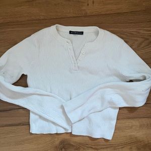 white cropped brandy melville sweater